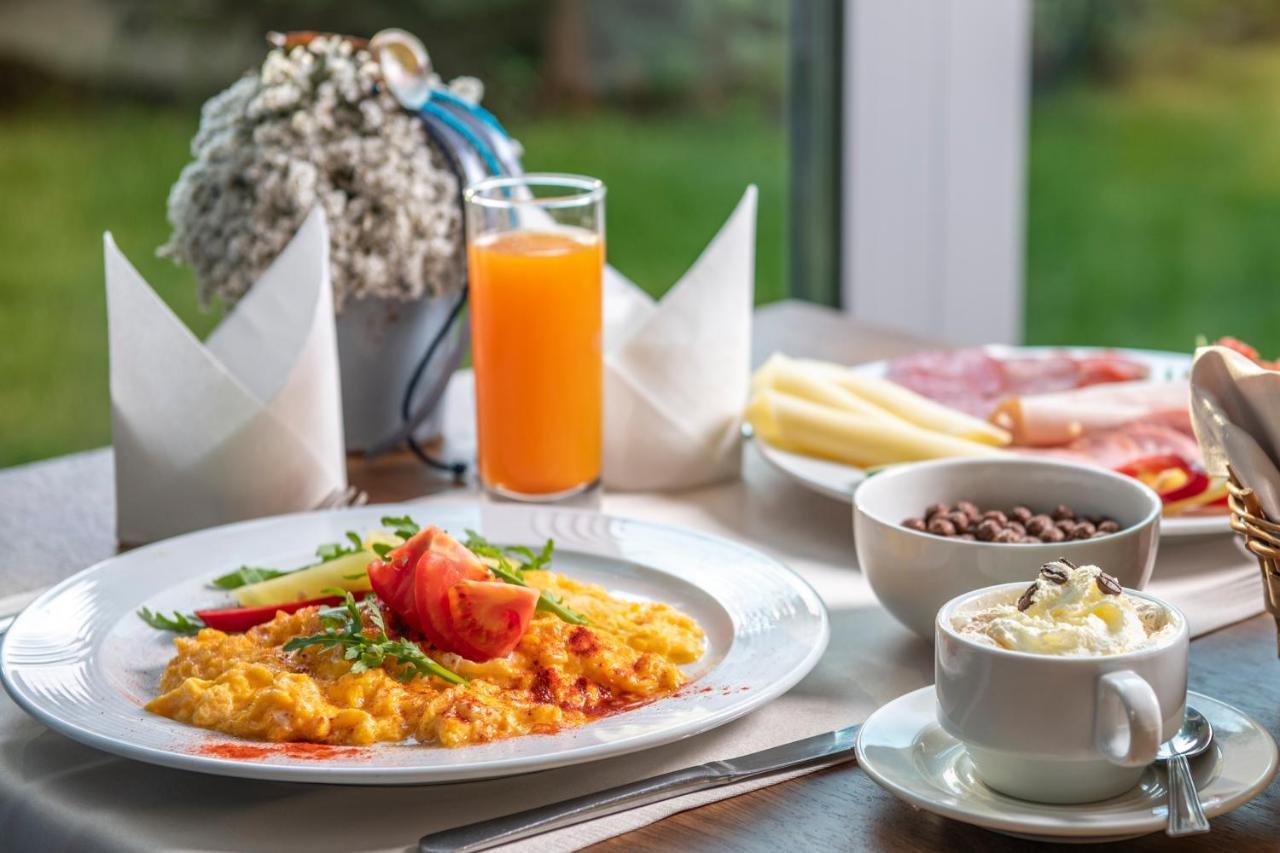 Balneo Hotel Zsori Thermal & Wellness Мезёкёвешд Экстерьер фото