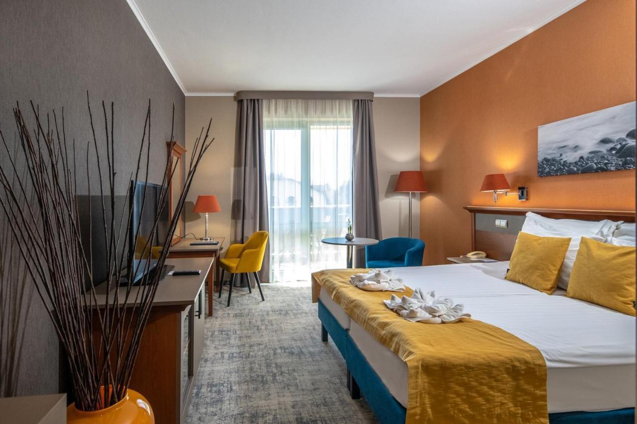 Balneo Hotel Zsori Thermal & Wellness Мезёкёвешд Экстерьер фото