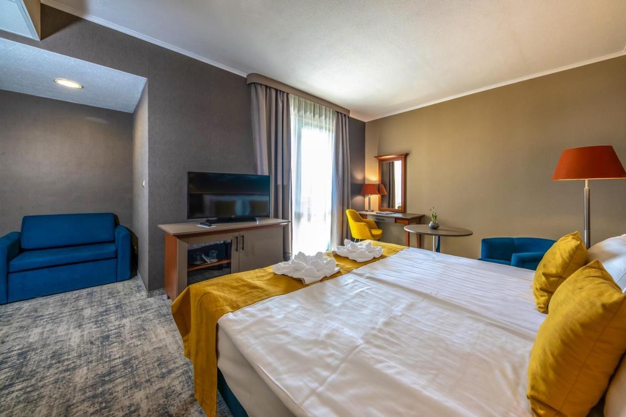 Balneo Hotel Zsori Thermal & Wellness Мезёкёвешд Экстерьер фото
