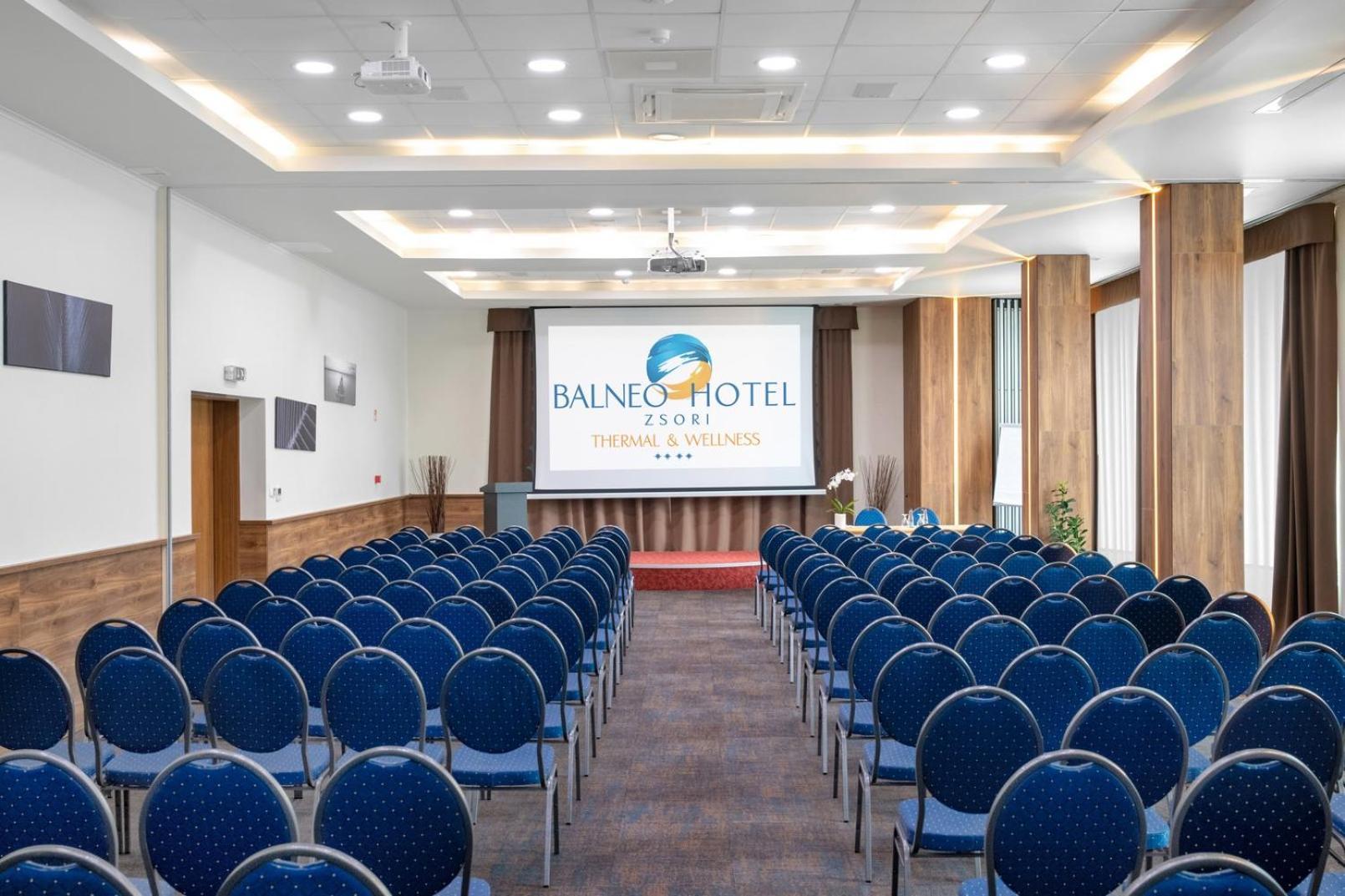 Balneo Hotel Zsori Thermal & Wellness Мезёкёвешд Экстерьер фото