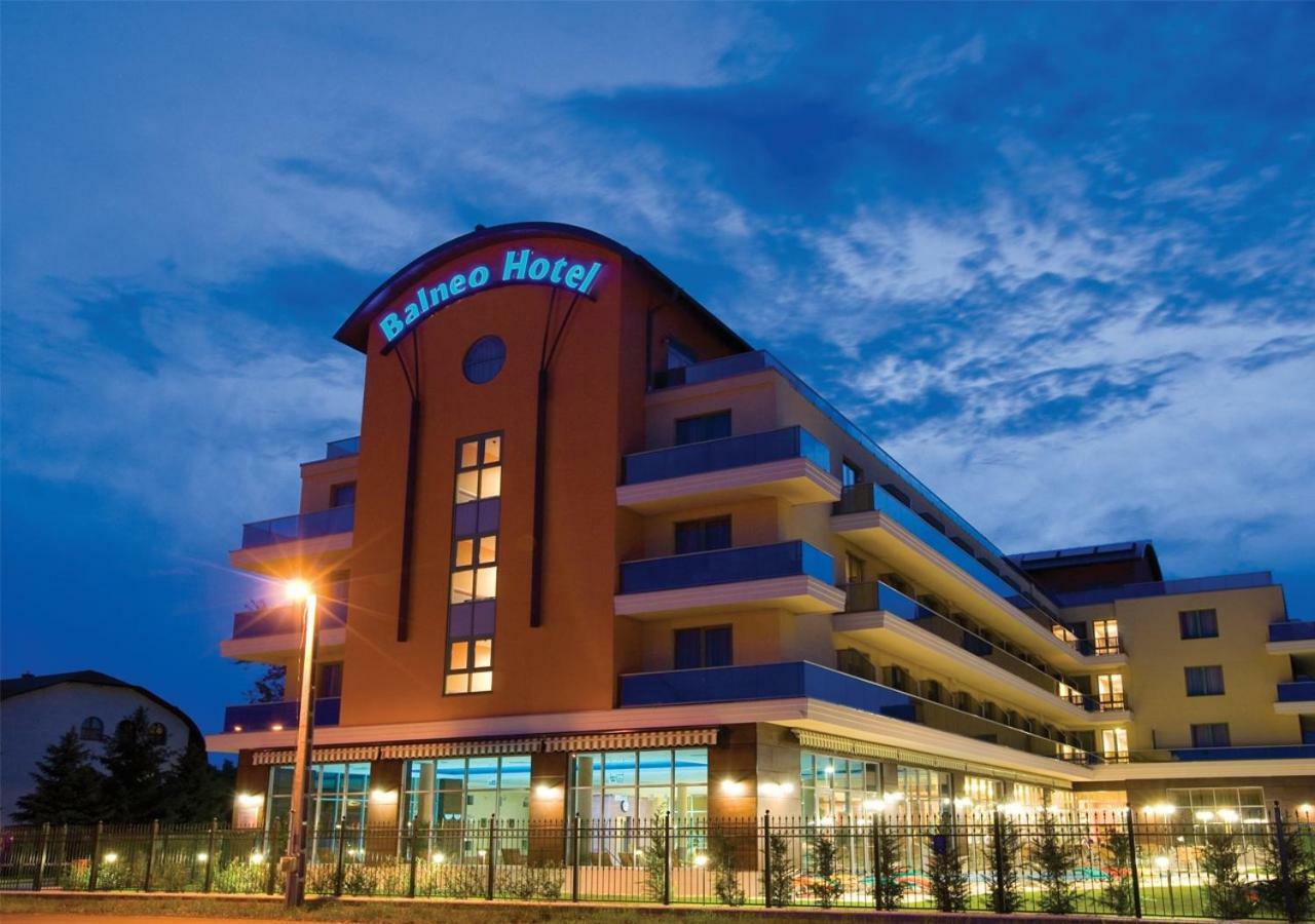 Balneo Hotel Zsori Thermal & Wellness Мезёкёвешд Экстерьер фото